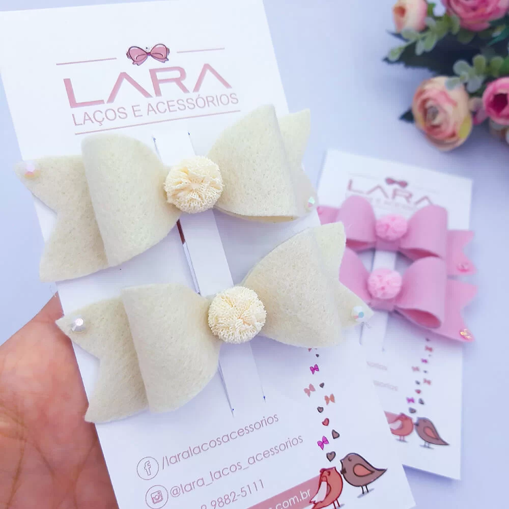 Laço de Cabelo Bebê Parzinho com Pompom e Strass - Image 4