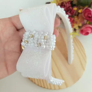 Tiara Infantil Bordada Pérolas