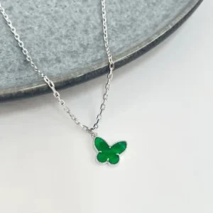 Gargantilha Borboleta verde Banhado a Prata