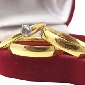 Par de Aliança Tungstênio 4mm Banhado a Ouro 18k + Solitário
