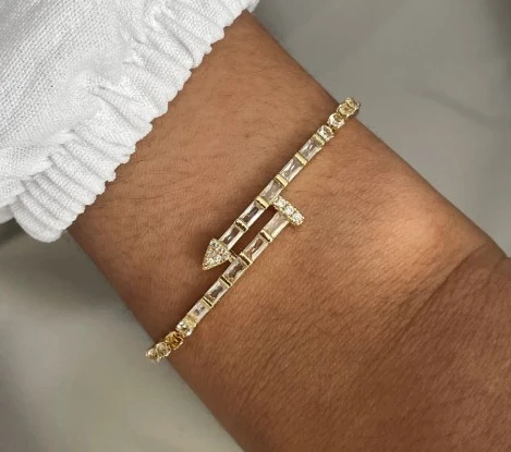 Pulseira gravatinha prego de zircônias banhado a prata e ouro18k - Image 3