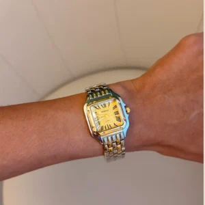 Relógio quadrado dourado e prata inspiração CT