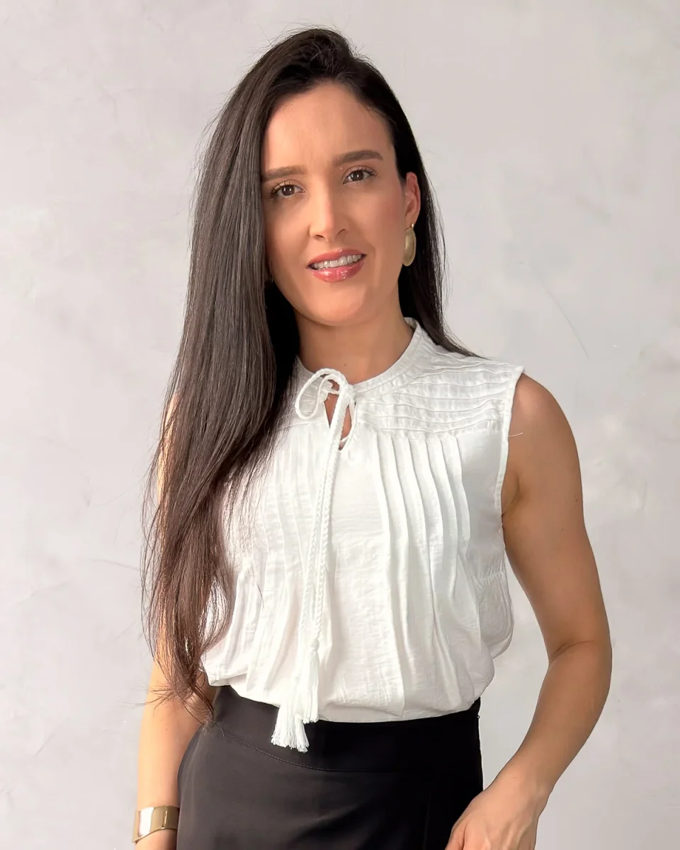 Blusa Sem Manga com Detalhe em Corda Trançada - Image 4
