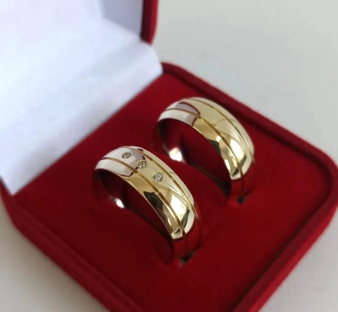 Conjunto Alianças Banhada Ouro 18K 8mm - Image 2