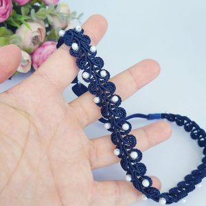 FAIXA PARA CABELO DE BEBÊ RENDA AZUL COM PÉROLAS