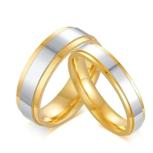 Aliança Dourada com Centro Prateado - 4mm e 6mm - em Aço para Casamento, Namoro ou Compromisso - REF0002321